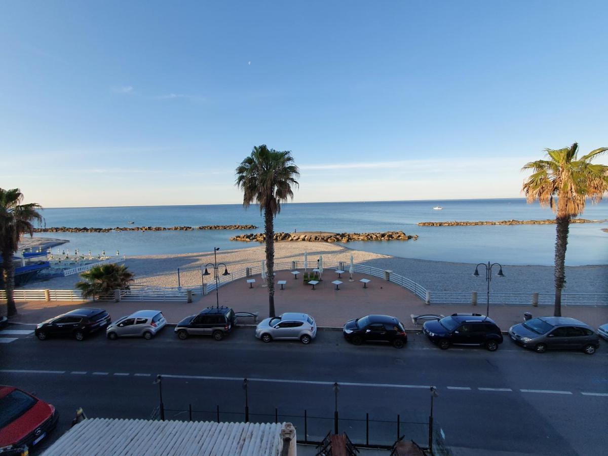 La Casa Di Marco Apartamento Ventimiglia Exterior foto